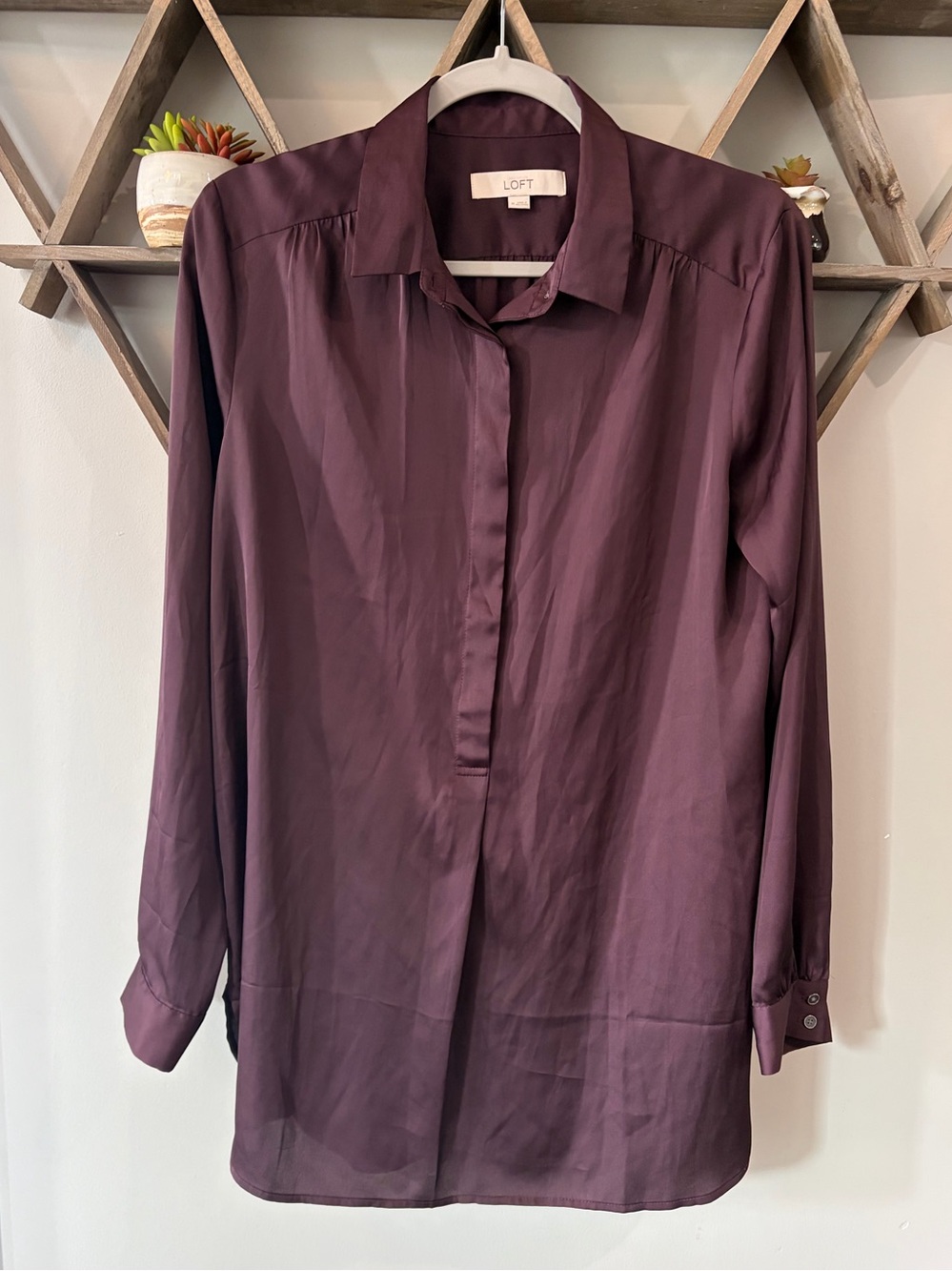 LOFT long-sleeve burgundy satin button-up tunic shirt. Size medium.